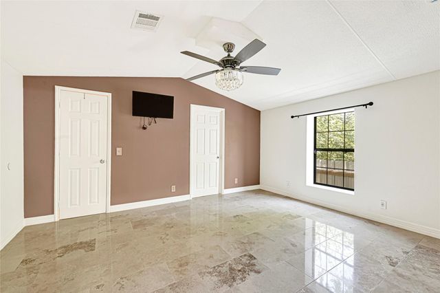 509 Joan Of Arc Drive, Hempstead, TX 77445