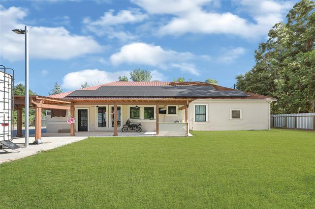 509 Joan Of Arc Drive, Hempstead, TX 77445