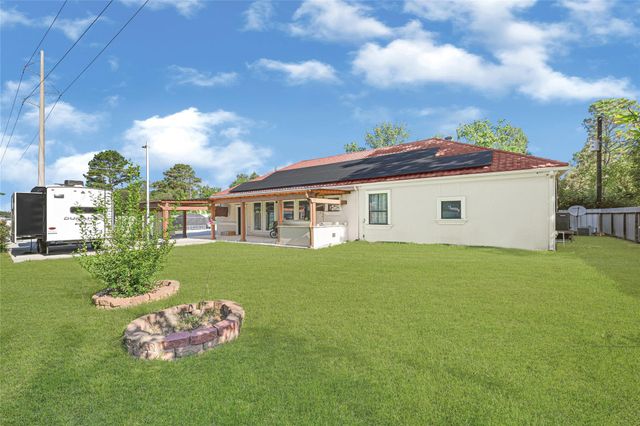 509 Joan Of Arc Drive, Hempstead, TX 77445