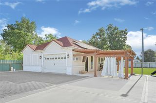 509 Joan Of Arc Drive, Hempstead, TX 77445