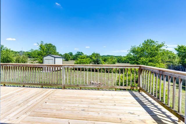 2109 Hollandale Cir, Columbia, TN 38401