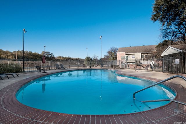 11610 Vance Jackson Rd Apt 414, San Antonio, TX 78230