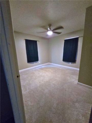 705 S State Line Rd, Sharon, PA 16146