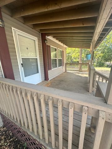 111 Blackfoot Drive, Mabank, TX 75156