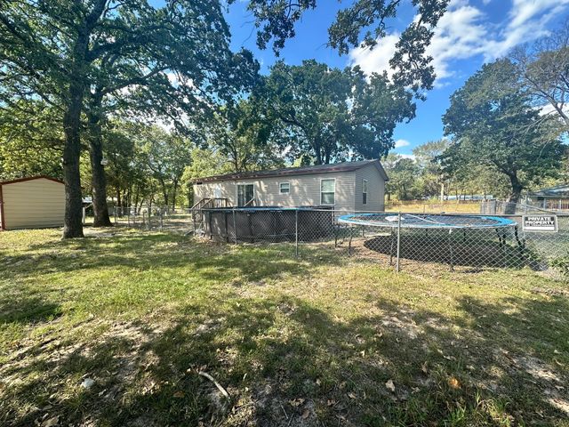 111 Blackfoot Drive, Mabank, TX 75156