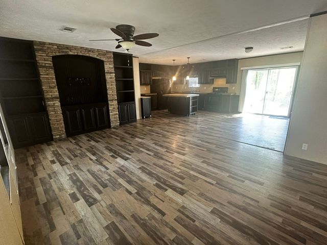 111 Blackfoot Drive, Mabank, TX 75156