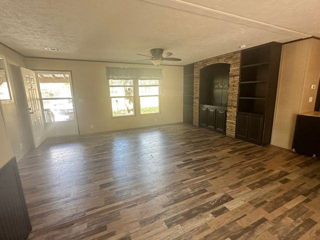 111 Blackfoot Drive, Mabank, TX 75156