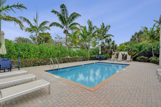 435 NW 17th Street, Fort Lauderdale, FL 33311