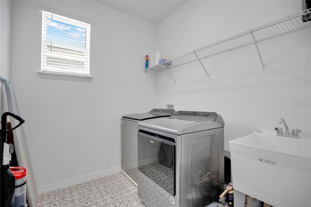 731 FIREROCK LANE, Debary, FL 32713