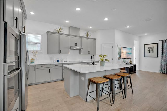 731 FIREROCK LANE, Debary, FL 32713