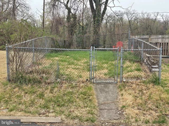936 TAYLOR DR, Folcroft, PA 19032