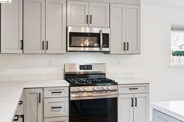 1300 Evergreen Dr., Concord, CA 94520