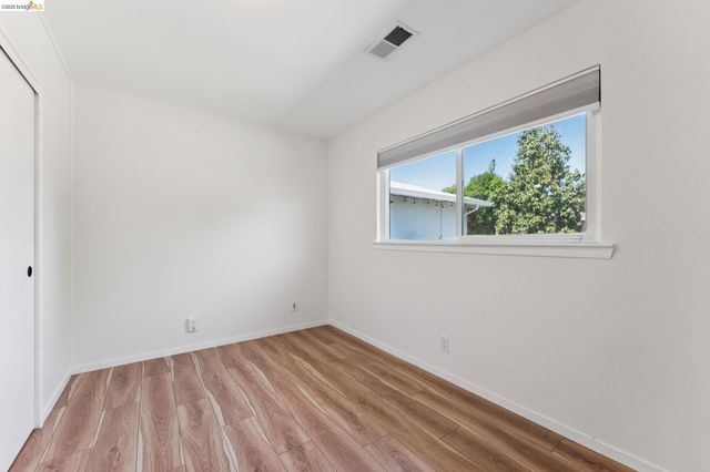 1300 Evergreen Dr., Concord, CA 94520