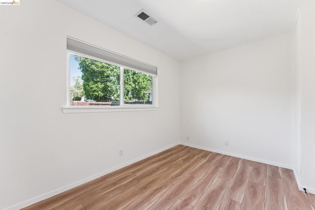 1300 Evergreen Dr., Concord, CA 94520