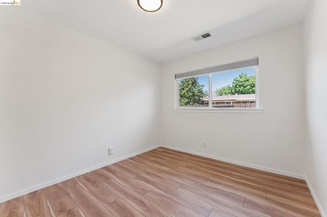 1300 Evergreen Dr., Concord, CA 94520