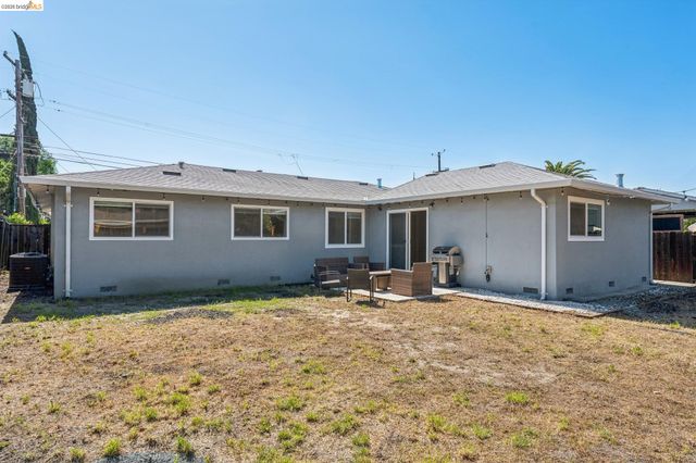 1300 Evergreen Dr., Concord, CA 94520