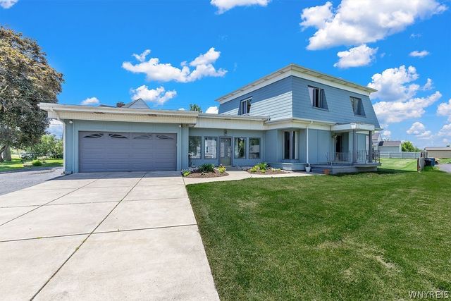 1030 East River Road, Grand Island, NY 14072