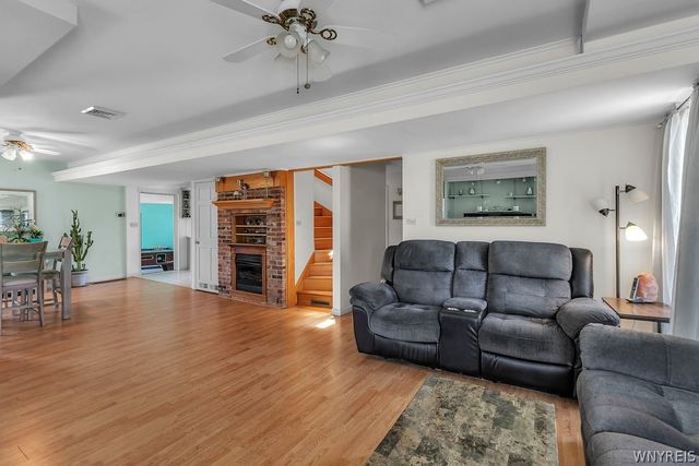 1030 East River Road, Grand Island, NY 14072