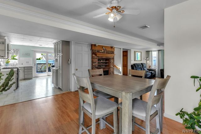 1030 East River Road, Grand Island, NY 14072