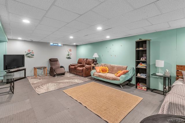 1030 East River Road, Grand Island, NY 14072