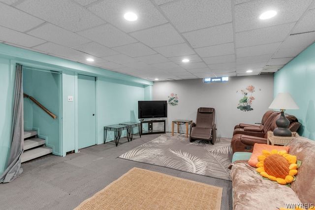 1030 East River Road, Grand Island, NY 14072