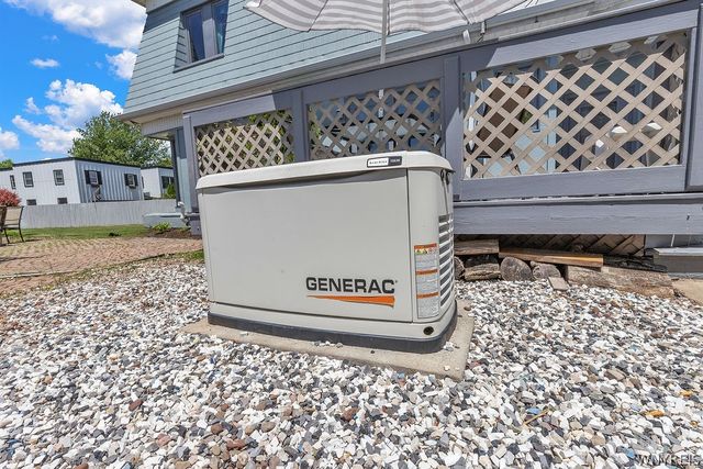 1030 East River Road, Grand Island, NY 14072