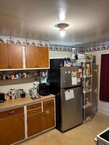 308 N Brooklyn Avenue, Elroy, WI 53929