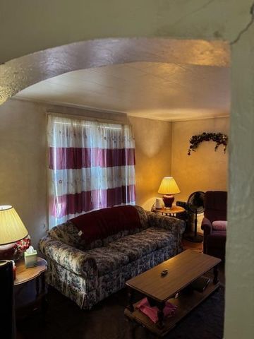 308 N Brooklyn Avenue, Elroy, WI 53929