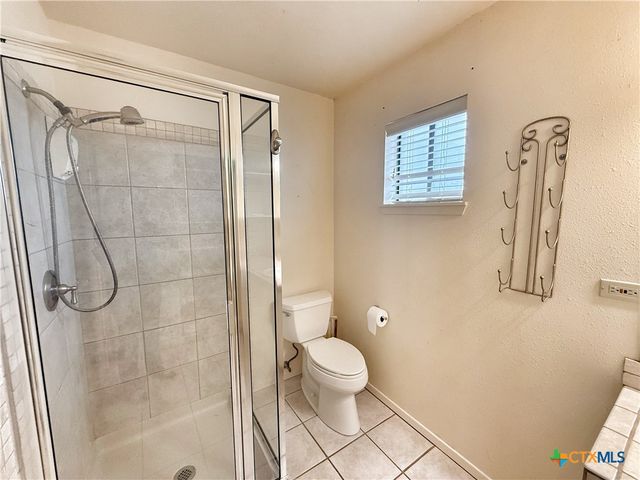 275 Halm Drive, Canyon Lake, TX 78133