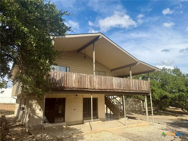 275 Halm Drive, Canyon Lake, TX 78133