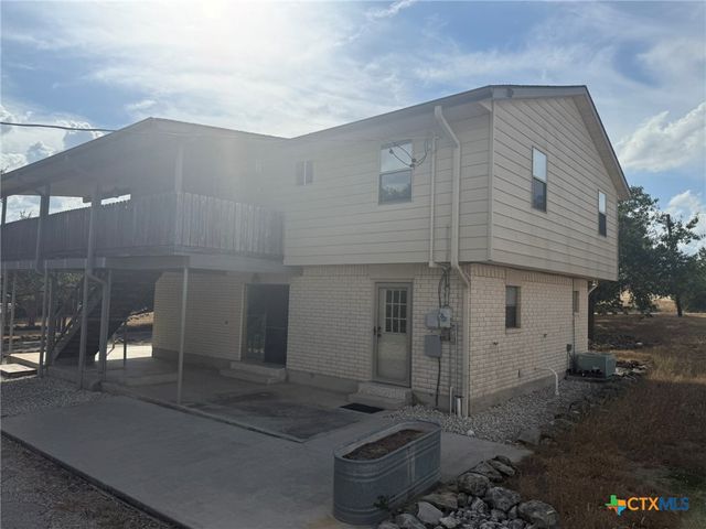 275 Halm Drive, Canyon Lake, TX 78133