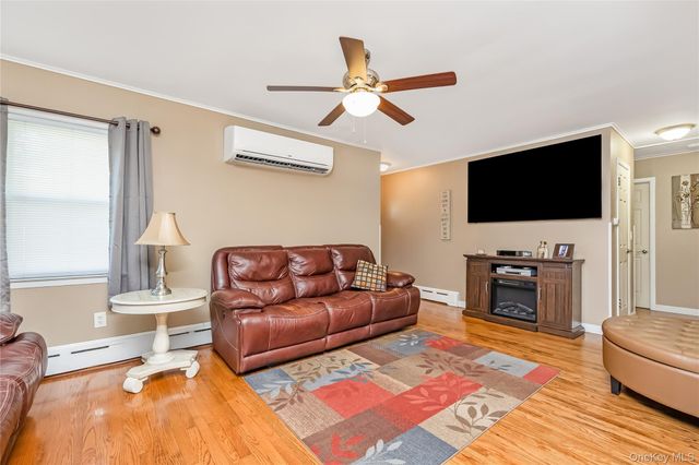 460 Amsterdam Avenue, East Patchogue, NY 11772