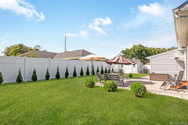 460 Amsterdam Avenue, East Patchogue, NY 11772