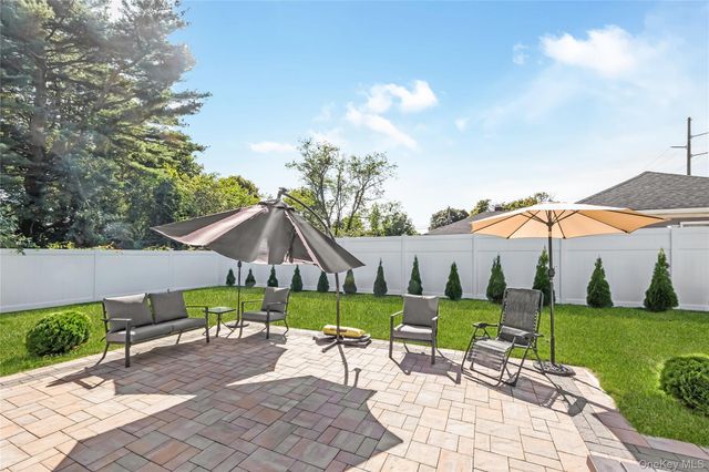 460 Amsterdam Avenue, East Patchogue, NY 11772