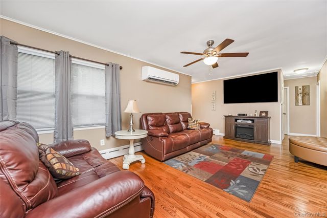 460 Amsterdam Avenue, East Patchogue, NY 11772