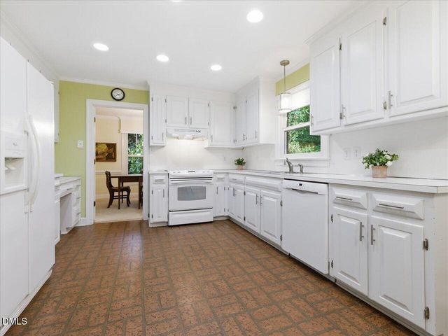 5209 Dutchman Drive, Raleigh, NC 27606