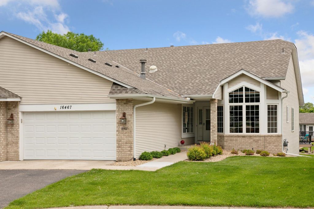 16467 41st Avenue N, Plymouth, MN 55446