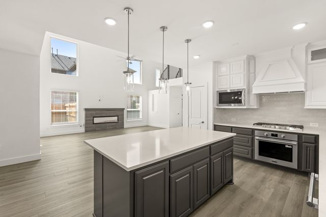 408 McKinley Street, Desoto, TX 75115