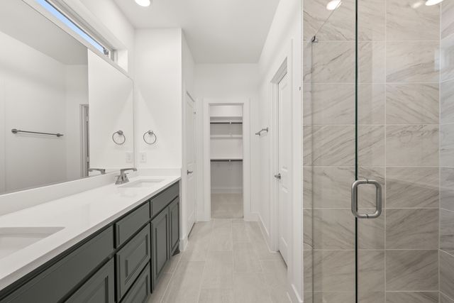 408 McKinley Street, Desoto, TX 75115