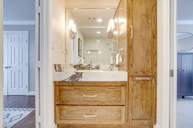 2727 Shelby Avenue S, Dallas, TX 75219