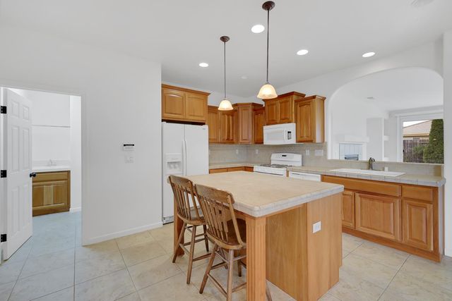 5598 Turnberry Dr, Marysville, CA 95901