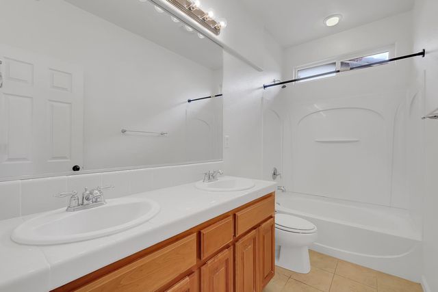 5598 Turnberry Dr, Marysville, CA 95901