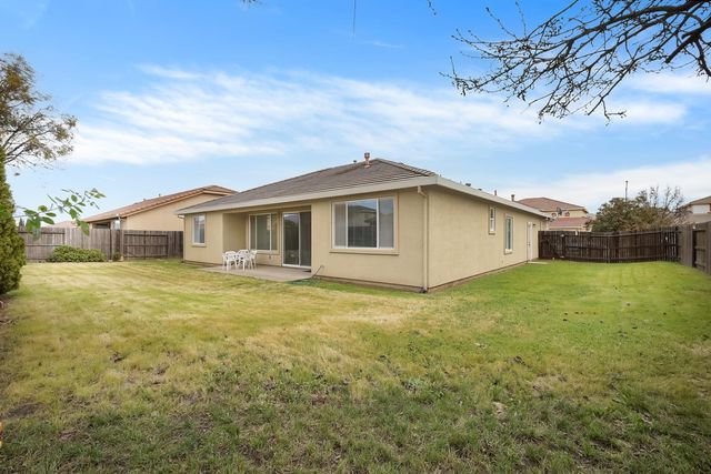 5598 Turnberry Dr, Marysville, CA 95901