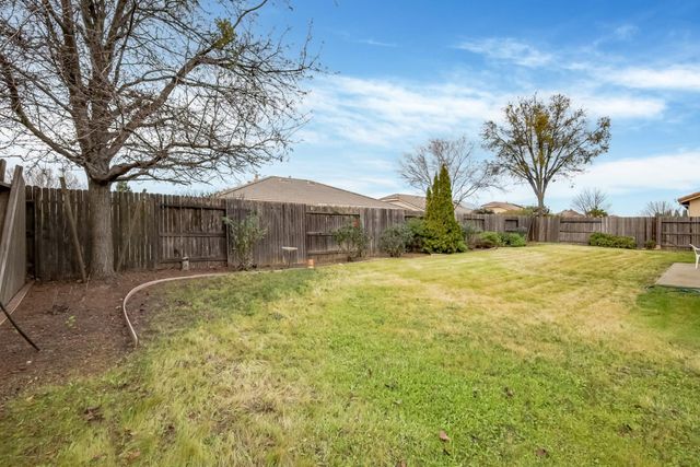 5598 Turnberry Dr, Marysville, CA 95901