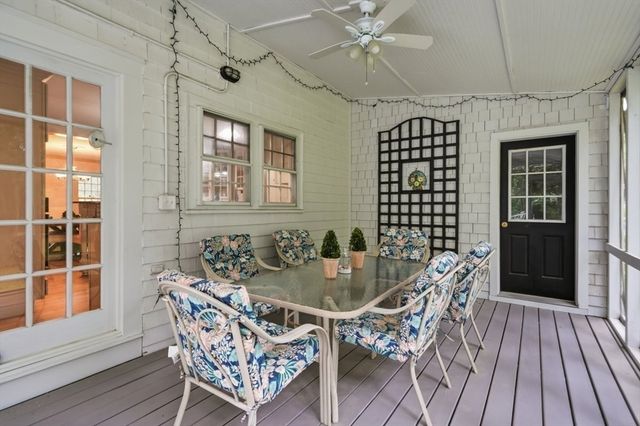 44 Old Meeting House Ln, Norwell, MA 02061