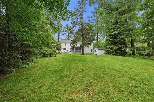 44 Old Meeting House Ln, Norwell, MA 02061
