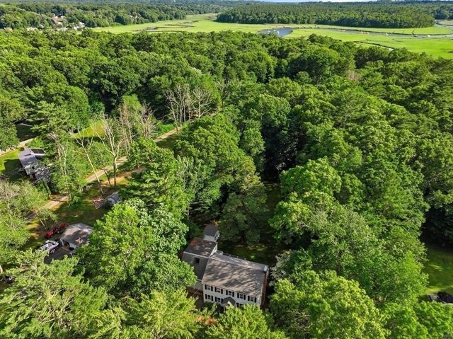 44 Old Meeting House Ln, Norwell, MA 02061