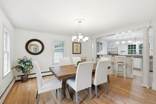 44 Old Meeting House Ln, Norwell, MA 02061