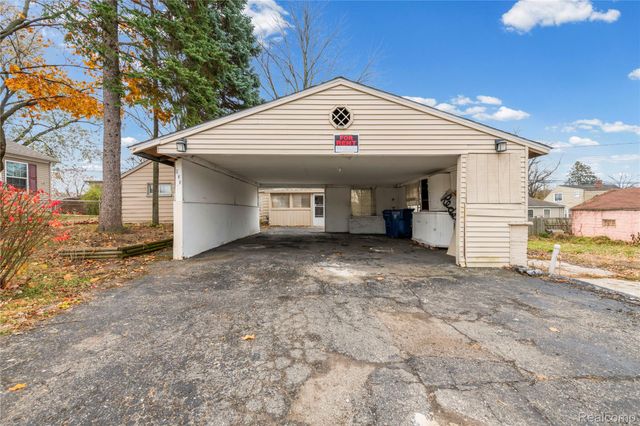 933 Myrtle Avenue, Waterford Charter Township, MI 48328