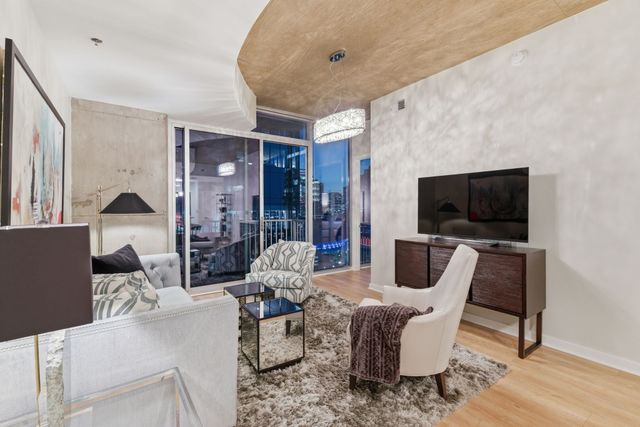 301 Demonbreun St Unit 1902, Nashville, TN 37201